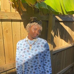 Meet your Posher, Zavia